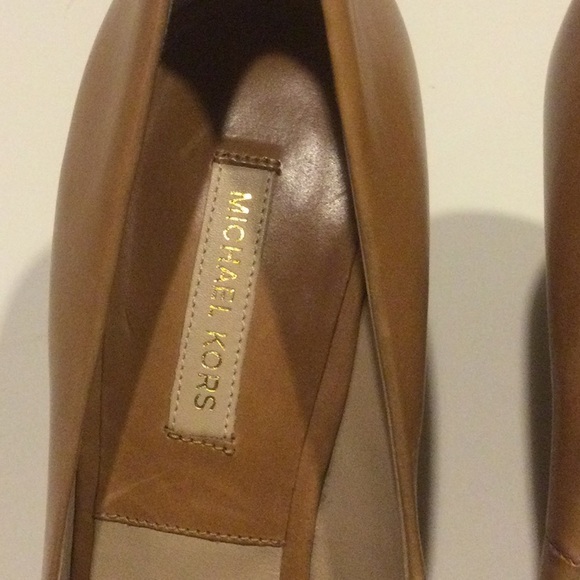 Michael Kors Leather Wedges - Picture 2 of 9